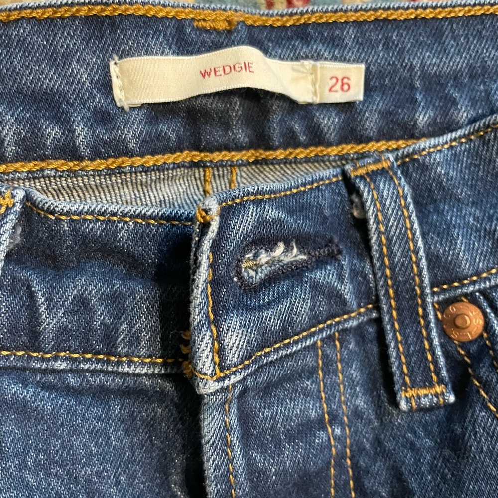 Levi’s Jeans - Picture 2 of 8
